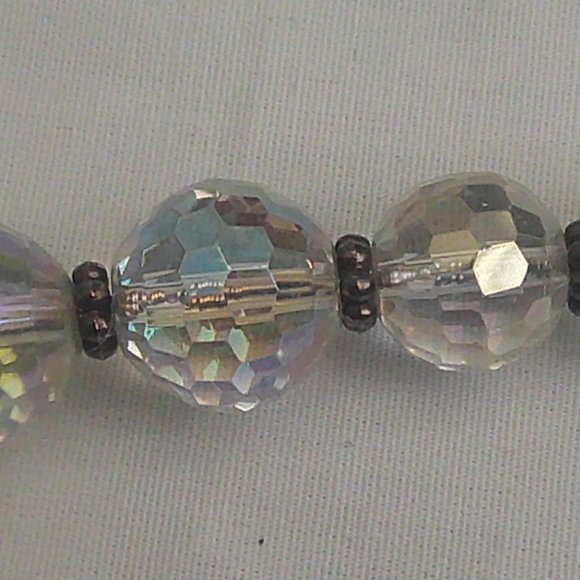 AB crystal necklace. - Picture 2 of 7